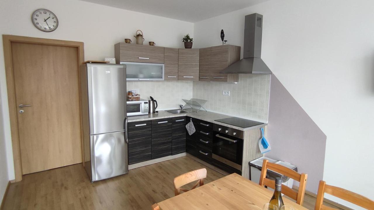 Апартаменты Apartman Вейпрты Экстерьер фото